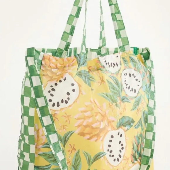 FARM Rio “Bolsinha Me Leva” Nylon keychain Bag – NEW! - Picture 3 of 5